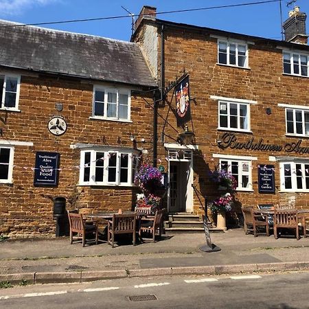 Maidford Bartholomew Arms Bed & Breakfast エクステリア 写真
