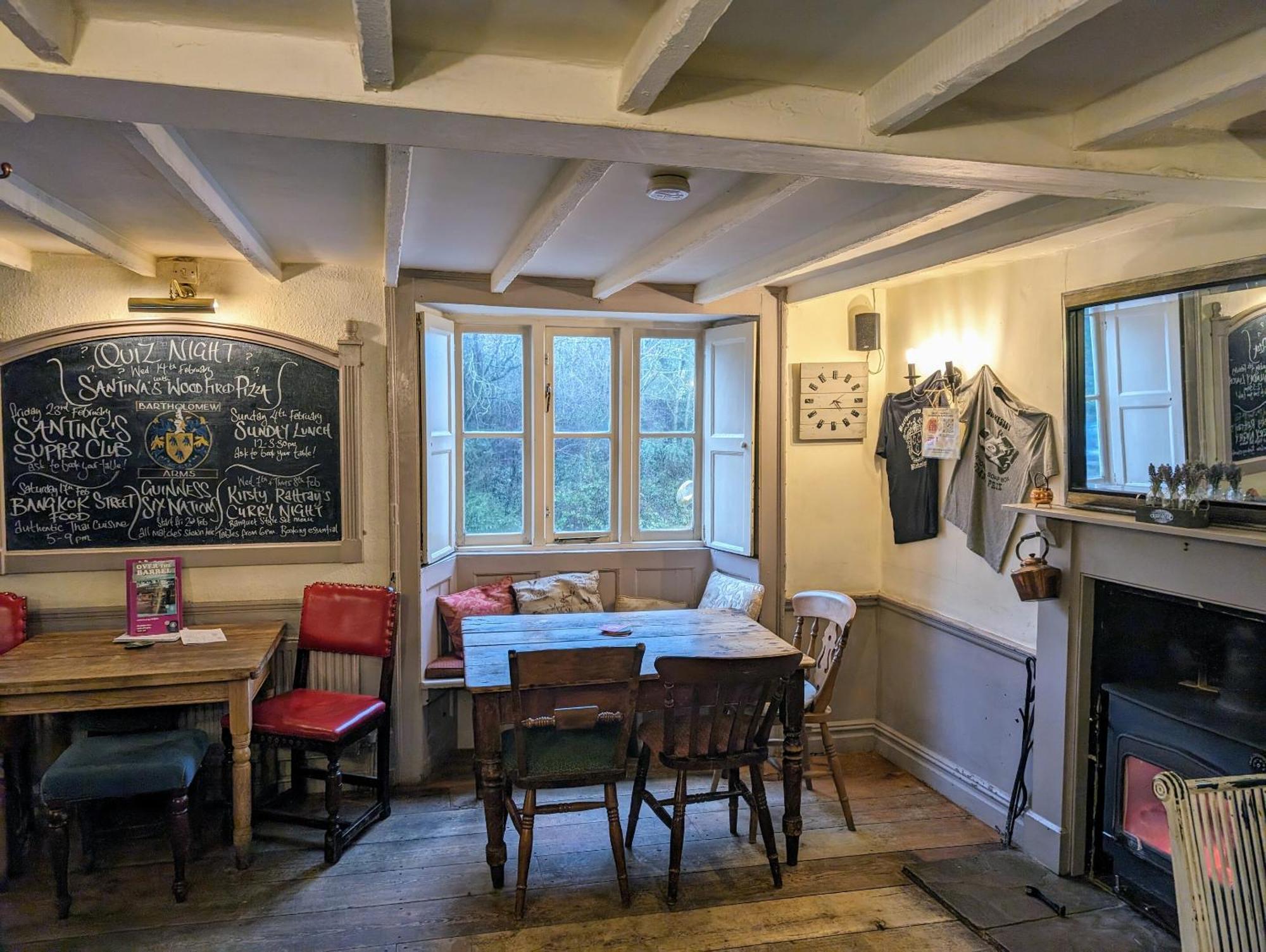 Maidford Bartholomew Arms Bed & Breakfast エクステリア 写真