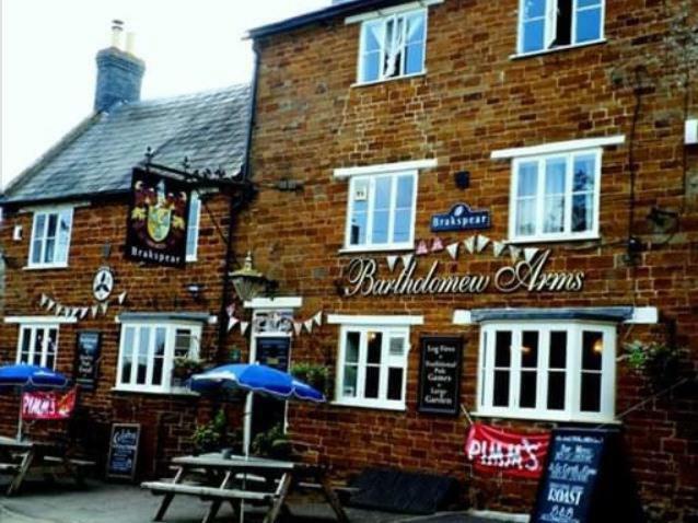 Maidford Bartholomew Arms Bed & Breakfast エクステリア 写真